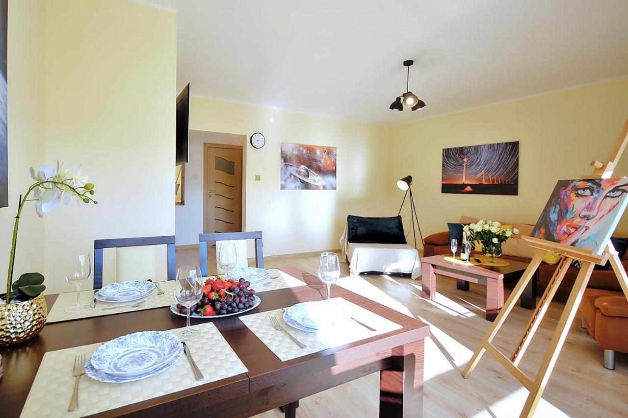 50 M Do Plazy Thobruk Apartamenty Piekna Dama Z Kolobrzegu Exterior photo