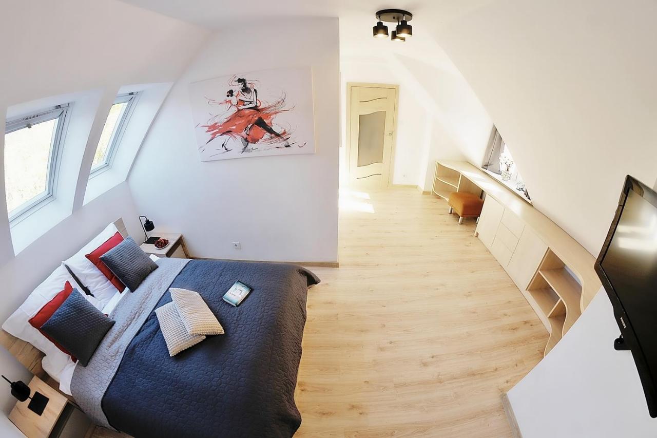 50 M Do Plazy Thobruk Apartamenty Piekna Dama Z Kolobrzegu Exterior photo