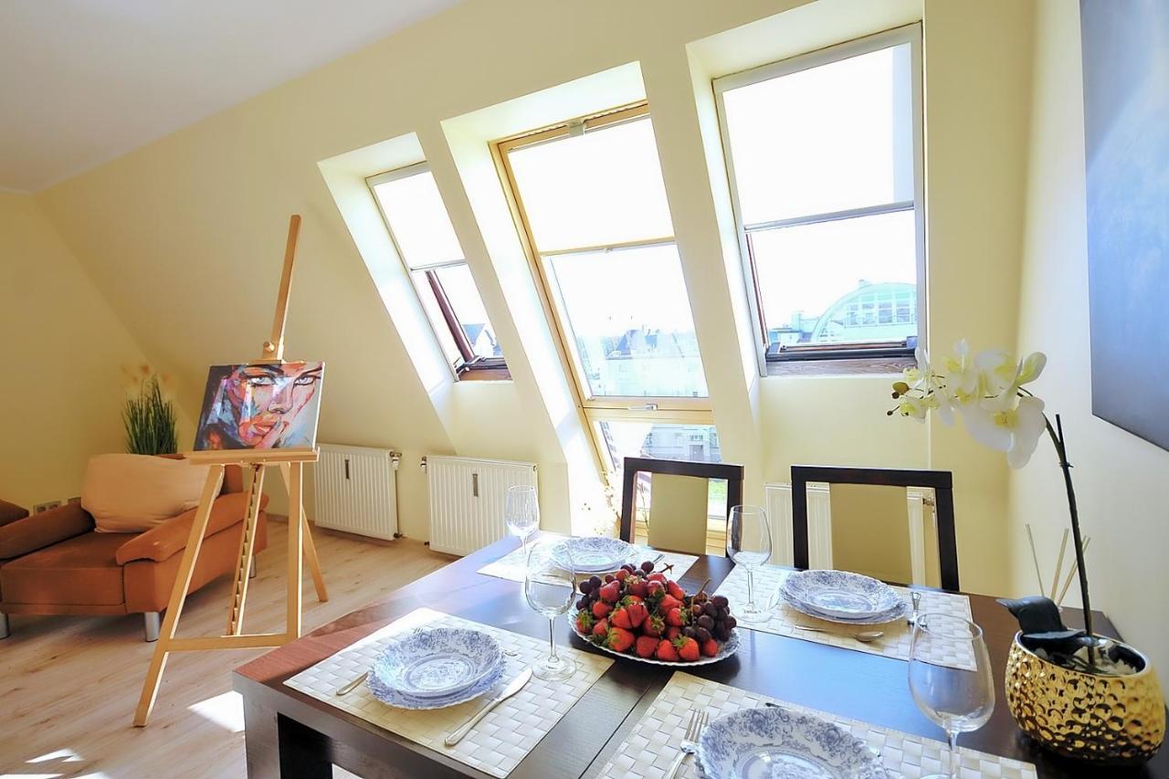 50 M Do Plazy Thobruk Apartamenty Piekna Dama Z Kolobrzegu Exterior photo